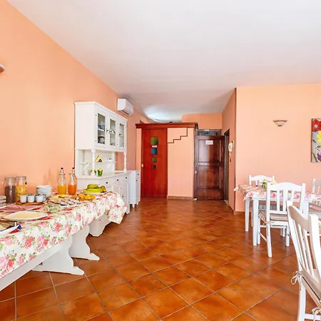 Contemoro فندق مبيت وإفطار 3*