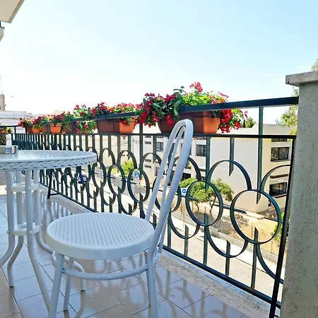 Bed & Breakfast Contemoro 3*