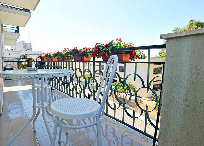 فندق مبيت وإفطار Contemoro 3*