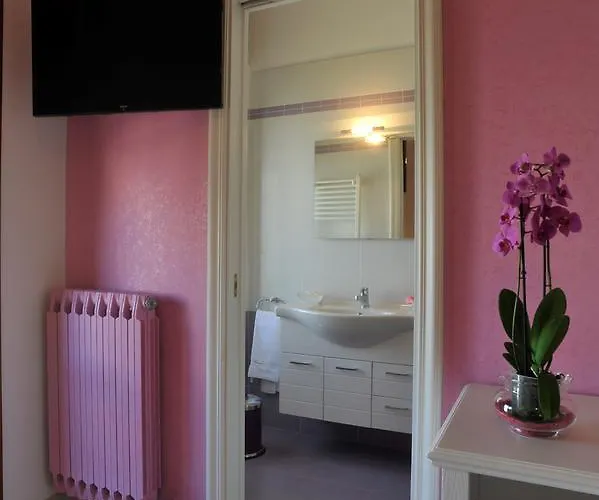 Contemoro فندق مبيت وإفطار 3*